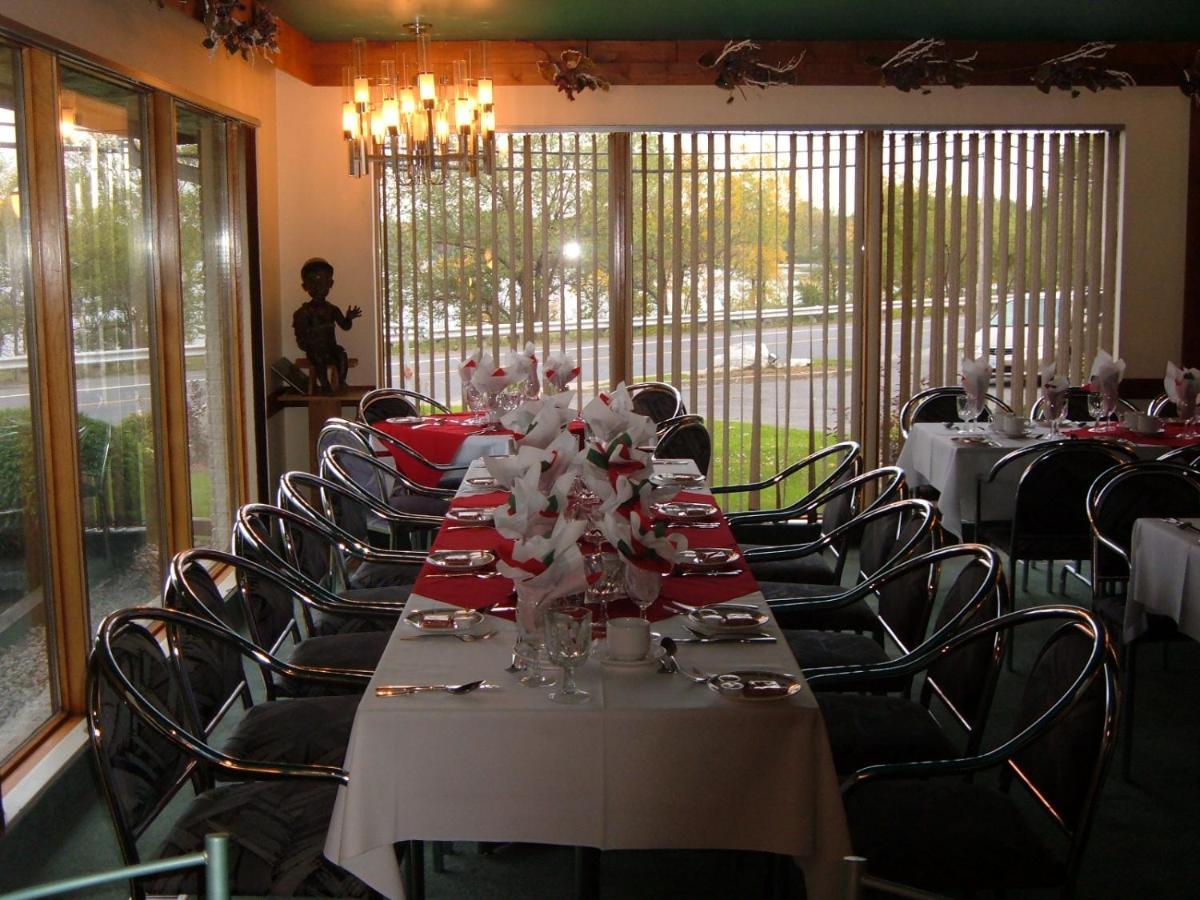 Hotel Harris Saint-Jean-sur-Richelieu