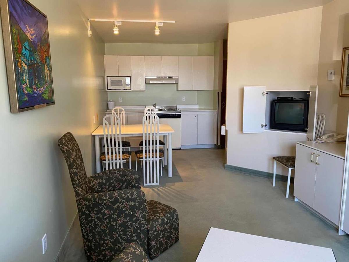 Harris Hotel 3*