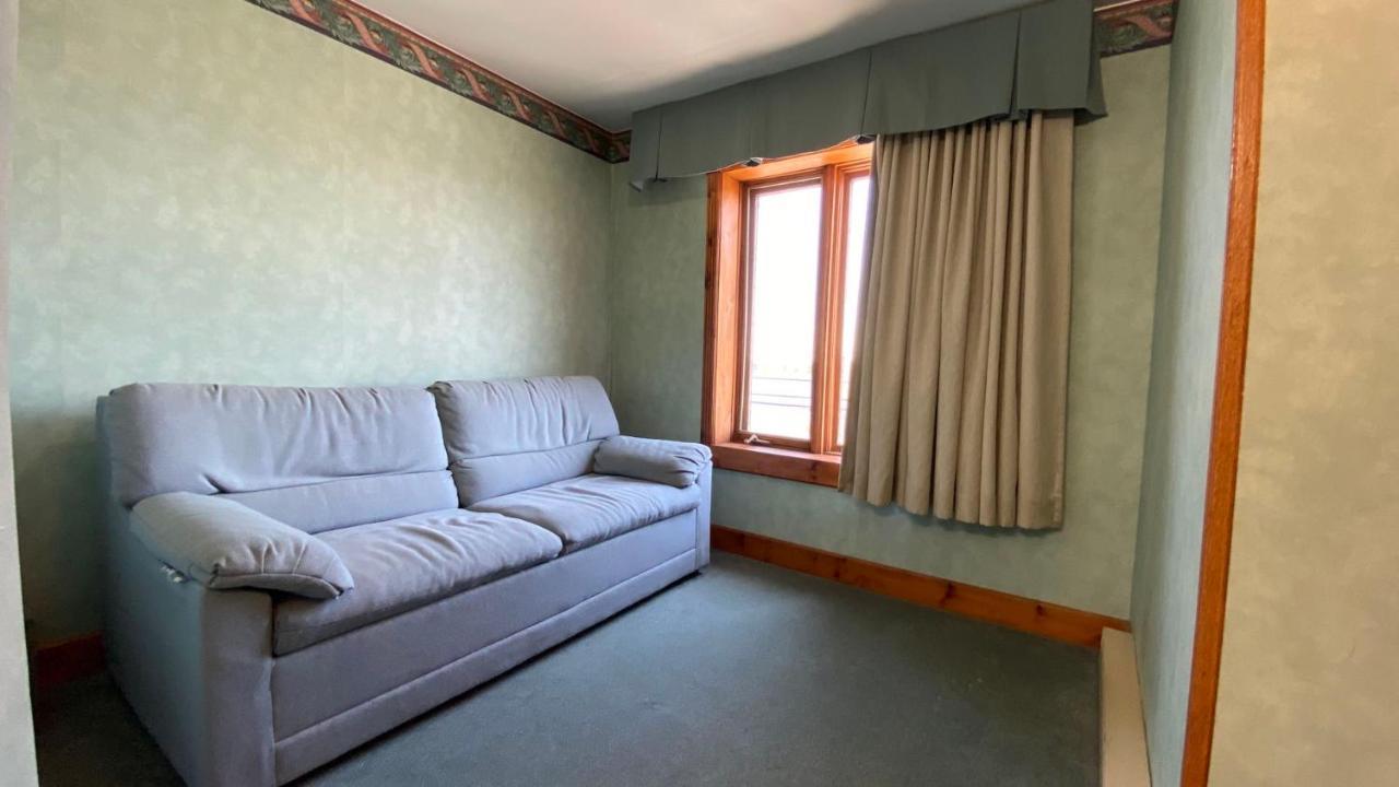 Hotel Harris